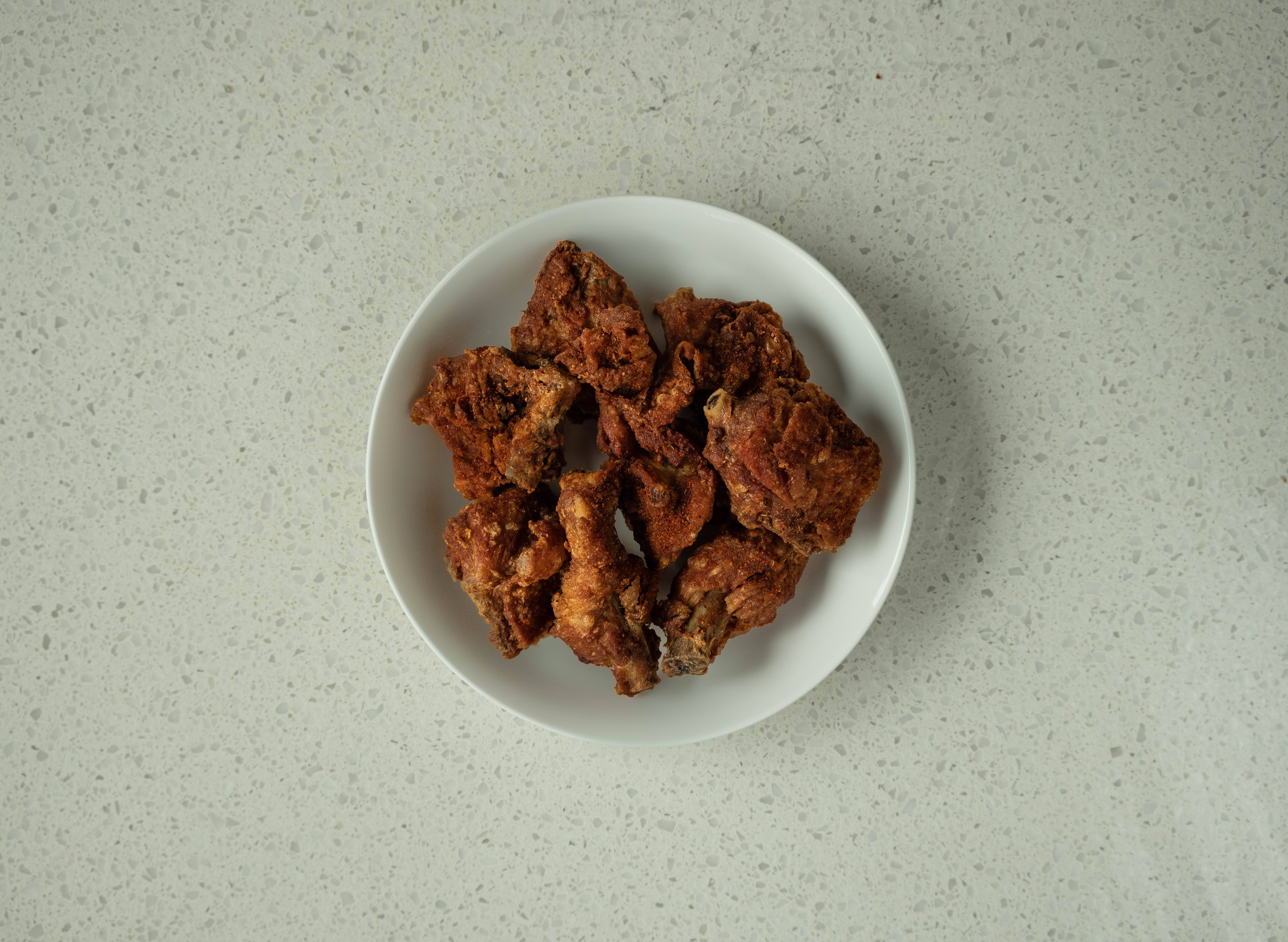 D2. Deep-fried Chicken 8 Pcs.