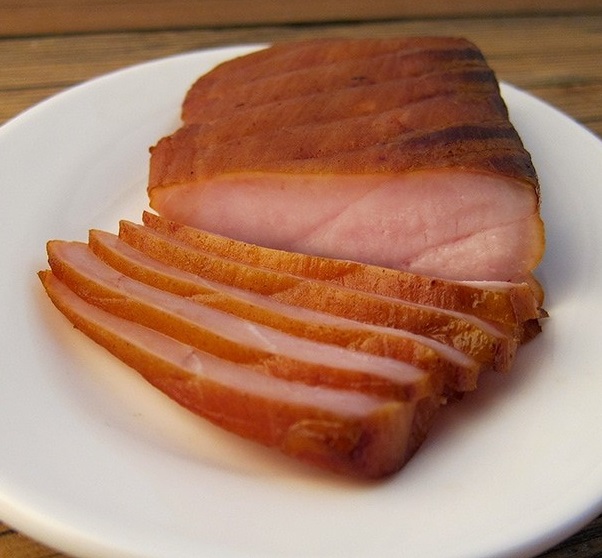 Hot Smoked Atlantic Sturgeon Loin, 1kg