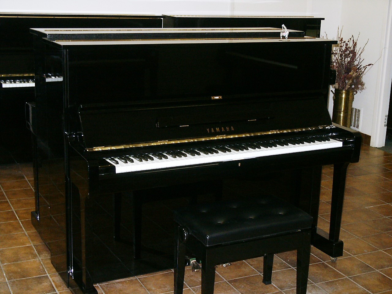 Yamaha U1M Upright Piano