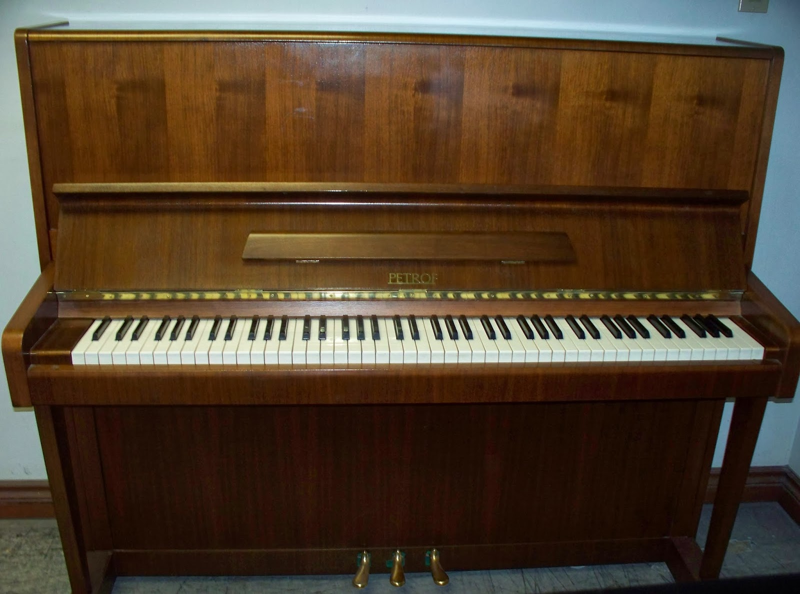 Petrof 50" Upright Piano